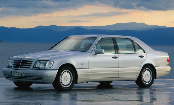 Forr�s: Mercedes-Benz