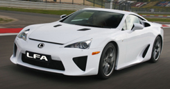 Forrás: Lexus Forrás: Lexus