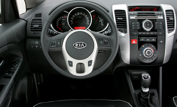 Forr�s: Kia